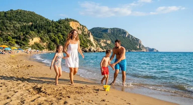 Plaje pentru Familii cu Copii în Corfu