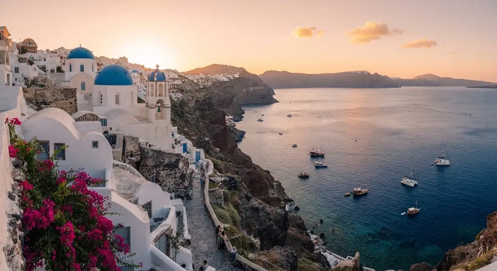 Ce sa vizitezi in Santorini